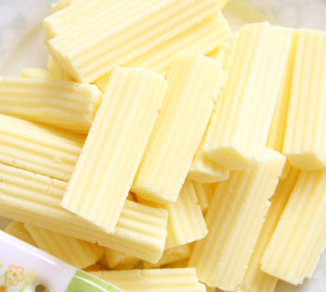 奶酪驅動的燃料電池